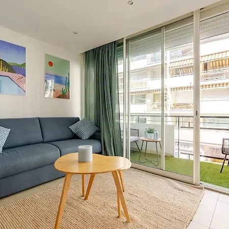 Magnifique 2 Pièces Avec Balcon Proche Martinez Et Croisette Appartamento