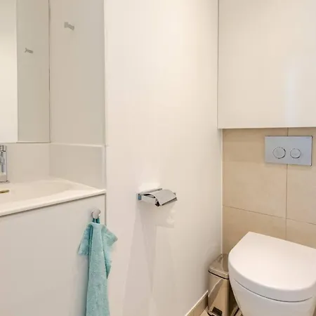 Magnifique 2 Pieces Avec Balcon Proche Martinez Et Croisette * קאן