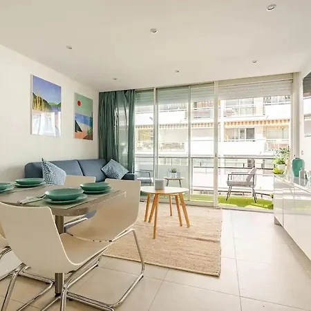 Magnifique 2 Pieces Avec Balcon Proche Martinez Et Croisette Apartament Cannes